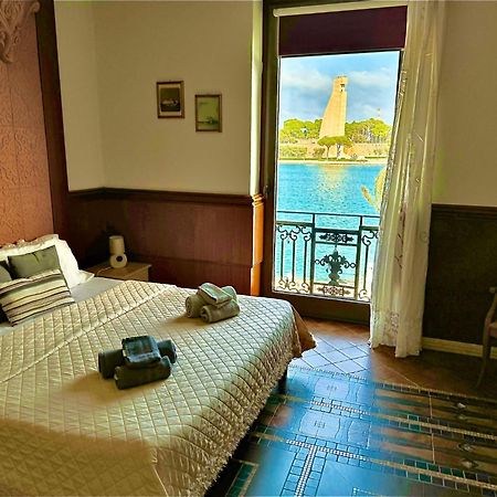 شقة Regina Del Porto برينديسي المظهر الخارجي الصورة